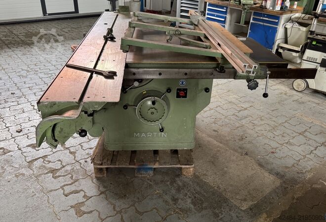 Sliding table saw Martin T75