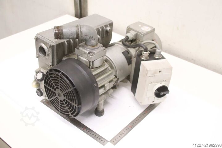 Vacuum pump 0.75 kW Busch RC 0025 E 501