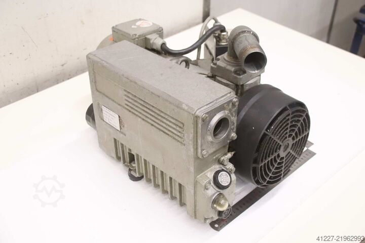 Vacuum pump 0.75 kW Busch RC 0025 E 501