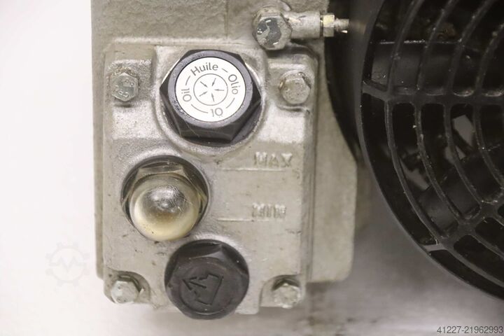 Vacuum pump 0.75 kW Busch RC 0025 E 501
