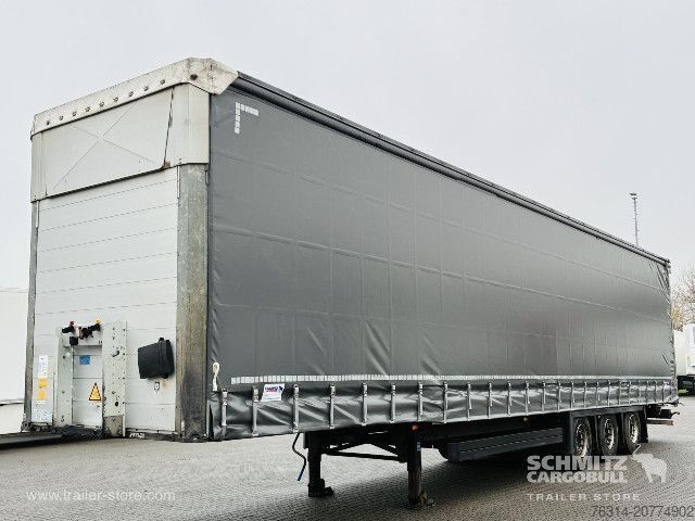 Auflieger mit Pritsche & Plane Schmitz Cargobull Curtainsider Mega Getränke