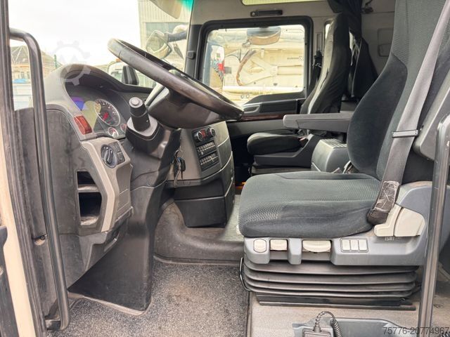 Volumen SZM MAN TGX 18.440 4x2 LLS-U LowLiner XXL