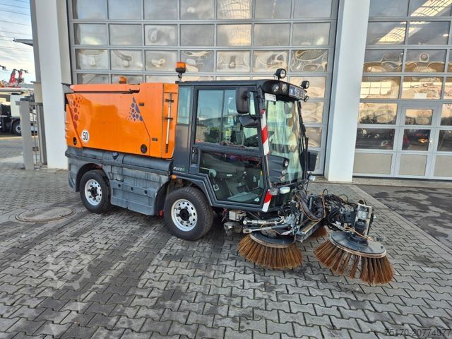 Kehrmaschine SCHMIDT Swingo Compact 200+ Winterdienst Klima