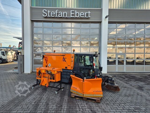 Kehrmaschine SCHMIDT Swingo Compact 200+ Winterdienst Klima