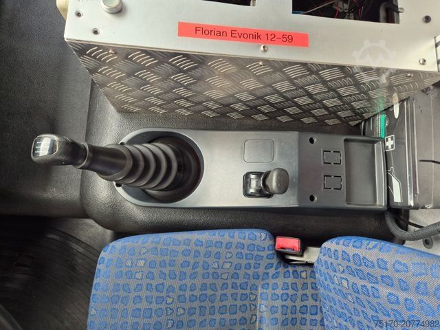 Spezial-LKW MAN LE 9.150 Feuerwehr Schmitz GW-6 Gerätewagen