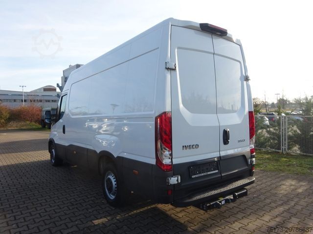 Kastenwagen hoch IVECO Daily Kasten 35 S 16HA8 V L 156PS Autm. AHK