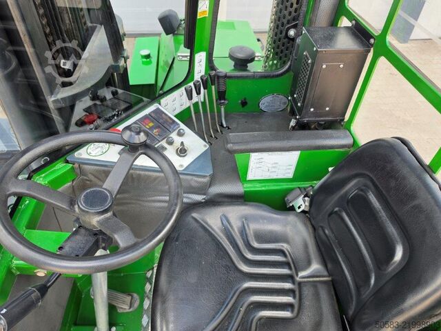 Vierwege Seitenstapler Combilift C4000 - TRIPLEX