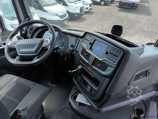 Standard tractor unit IVECO AS440S48T/P