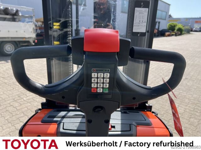 High Lift stacker Toyota SWE 140 L / 190 Std.!