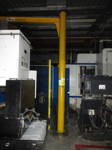 Column swing crane Chain Hoist Vetter Kran Drehkran Hallenkran L 3,2m Demag 250Kg H3,95m Kettenzug Dübelplatte