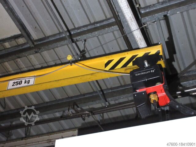 Column swing crane Chain Hoist Vetter Kran Drehkran Hallenkran L 3,2m Demag 250Kg H3,95m Kettenzug Dübelplatte