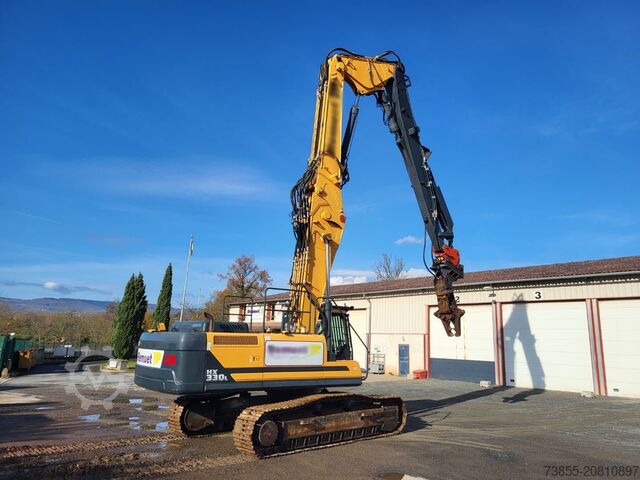 Abbruchbagger Hyundai HX330L with demolition boom, standard boom & shear