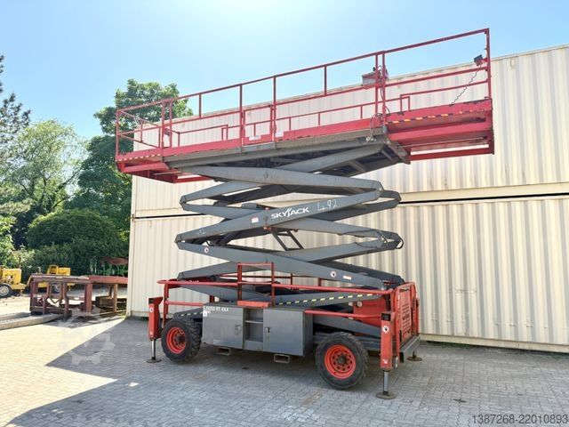 Work platform Skyjack SJ9250RT 4x4 / 17.2 Meter / 2015 BJ