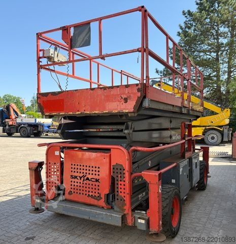 Work platform Skyjack SJ9250RT 4x4 / 17.2 Meter / 2015 BJ