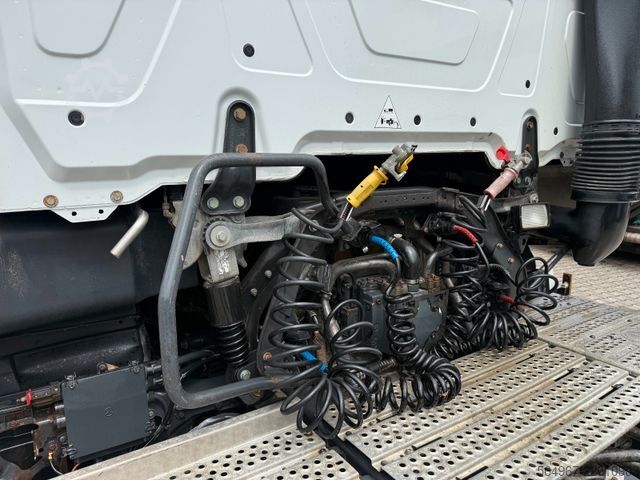 Standard tractor unit MERCEDES-BENZ Actros 1845 SZM Automatik Retarder Alufelgen