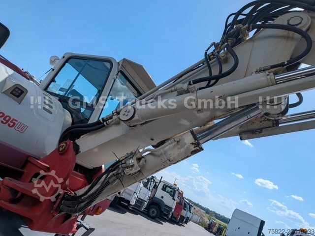 Mobile excavator TAKEUCHI TB 295 W / POWERTILT OQ45 / Planierschild