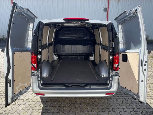 Panel van MERCEDES-BENZ Vito 116 Kasten PRO XL SITZHZ PDC KAMERA TEMP