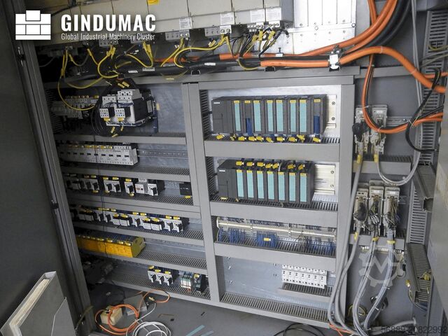 VERTIKALES BEARBEITUNGSZENTRUM DECKEL MAHO DMF 250 linear