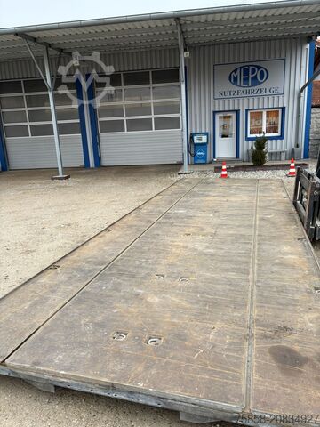 Wechselpritsche Plattform Wecon verzinkte Plattform 28 Zurringe