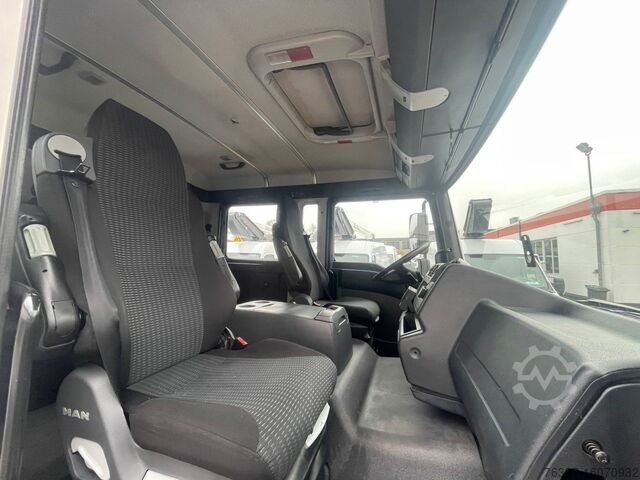 Truck with refrigerated box MAN TGL 10.220 EEV Doka Tiefkühlkoffer Ladeb