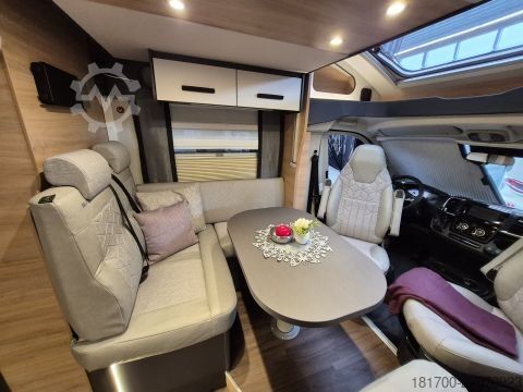 Teilintegriertes Wohnmobil Knaus L!VE WAVE 650 MEG Black Selection *TraumMobil*L-Sitzgruppe*