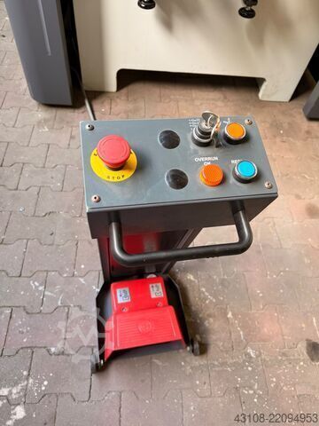 Electric press brake Weinbrenner WPB 13036