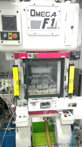 Hochgeschwindigkeitspresse (500-2500 ppm), YOM 1 Yamada Dobby Omega F1