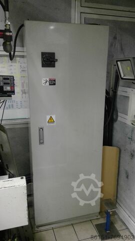 Hochgeschwindigkeitspresse (500-2500 ppm), YOM 1 Yamada Dobby Omega F1