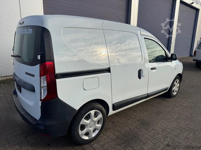 Panel van Dacia DOKKER **EURO6B-BELGIAN ORIGINE**