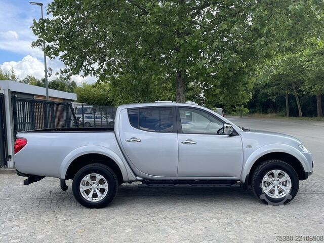 Pick-up mitsubishi L200 2.5DI-D INTENSE Doppelkabine 1H*AHK*RFK*