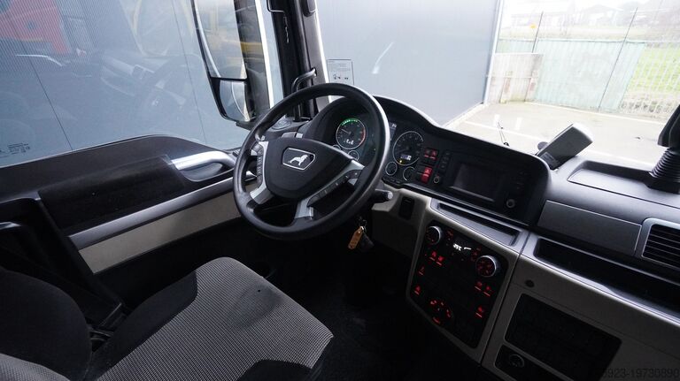 Volume-SZM MAN TGX 18.500 XXL MEGA 752.000KM
