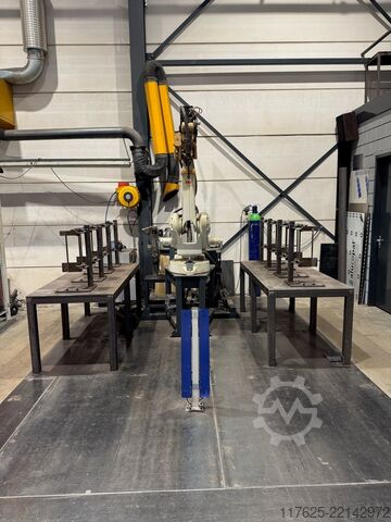 Industrial robot Lasrobot ABB  IRB2400L