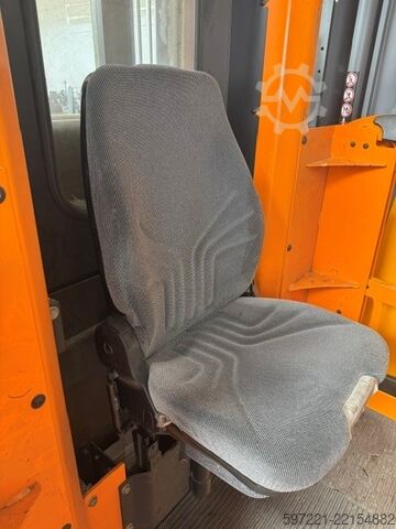 Articulated Trucks / VNA Still MX-X