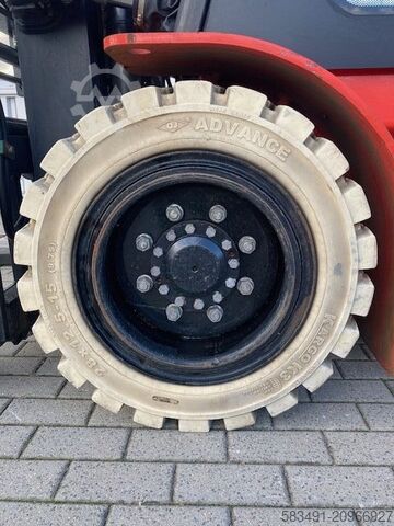 Electric 4-wheel forklift EP CPD50L1