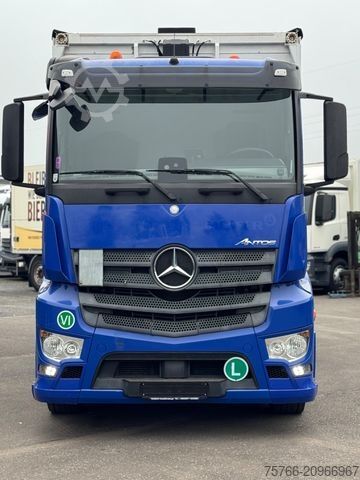 Box truck MERCEDES-BENZ ANTOS 1836 L / LBW / WINGLINER
