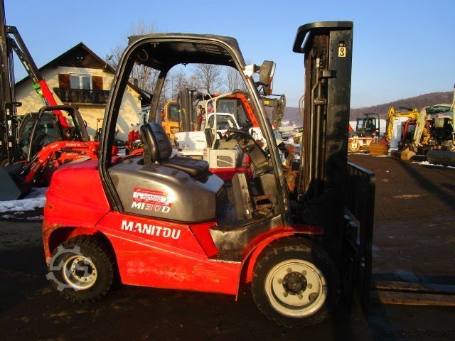 Diesel Forklift Manitou MI30D Triplex-Freihub 4,7m + Seitenschieber