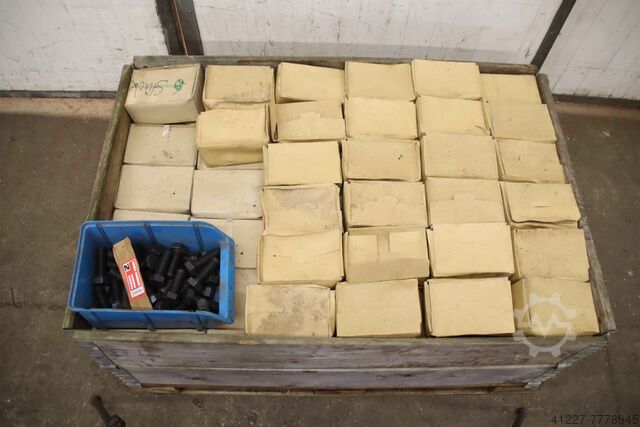 Sechskantschrauben M24 600 kg Diverse 8.8 div Größen schwarz/verzinkt