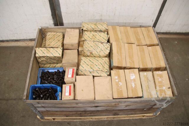 Sechskantschrauben M20 700 kg Diverse 8.8 div Größen schwarz/verzinkt