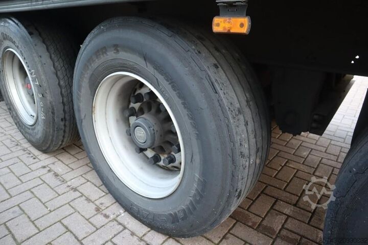 Curtain sided Schmitz Cargobull SCB3ST CoC Documents, TuV Loading Certificate, Dut