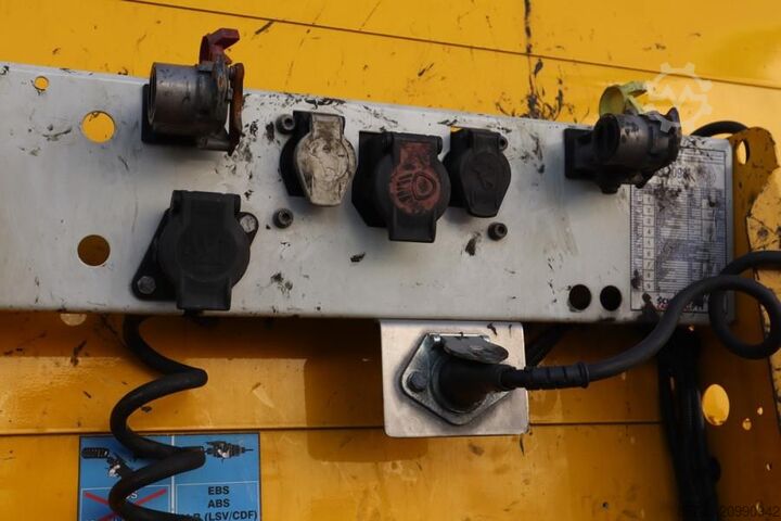 Curtain sided Schmitz Cargobull SCB3ST CoC Documents, TuV Loading Certificate, Dut