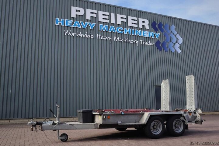 Ifor Williams 2HB 2 Axel Trailer, 2.856 kg Capacity, Incl Loadin Ifor Williams 2HB 2 Axel Trailer, 2.856 kg Capacity, Incl Loadin