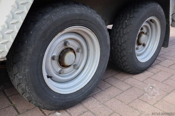 Ifor Williams 2HB 2 Axel Trailer, 2.856 kg Capacity, Incl Loadin Ifor Williams 2HB 2 Axel Trailer, 2.856 kg Capacity, Incl Loadin