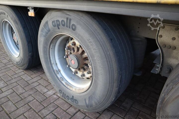 Curtain sided Schmitz Cargobull SCB3ST CoC Documents, TuV Loading Certificate, Dut