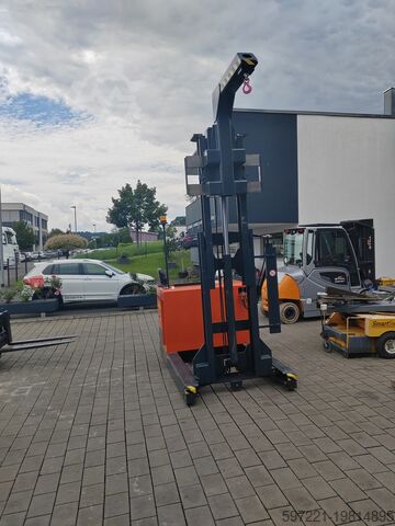 Schubmaststapler Dimos ESS25/36 P-PU Schubmaststapler Sonderbau Kran