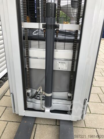 Pallet Stackers Still EXV 14C Triplex