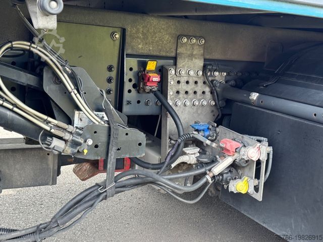 Beverage truck MERCEDES-BENZ ACTROS 2540 L/ 2 x LBW / LENKACHSE / KOMPLETTZUG