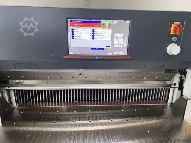 Papierschneidemaschine Polar N 137 PLUS