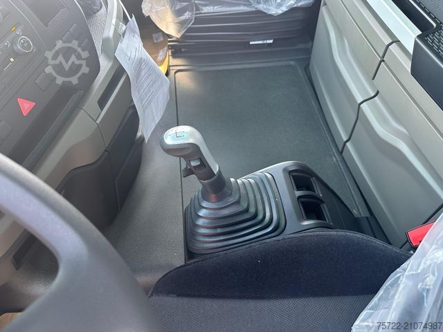 Sonstige MAN TGX 33 520 6x4 BB Fahrgestell 4500mm SOFORT