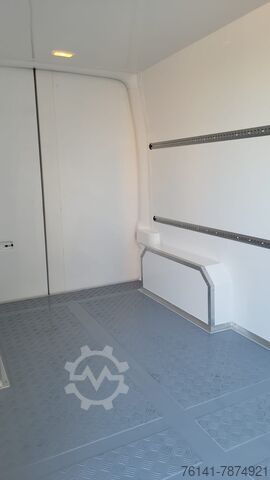 Refrigerated truck Renault Master 170 Kühlkasten 220V Standkühlung