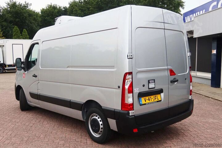 Refrigerated/freezer transport (delivery van) Renault Master Red Edition 150 PK Carrier Xarios 350 Ko...